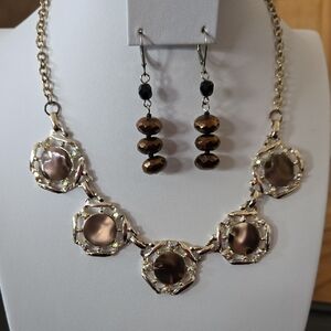 N-002-Vintage Elegant Gold Tone and Brown Necklace and Earring Set